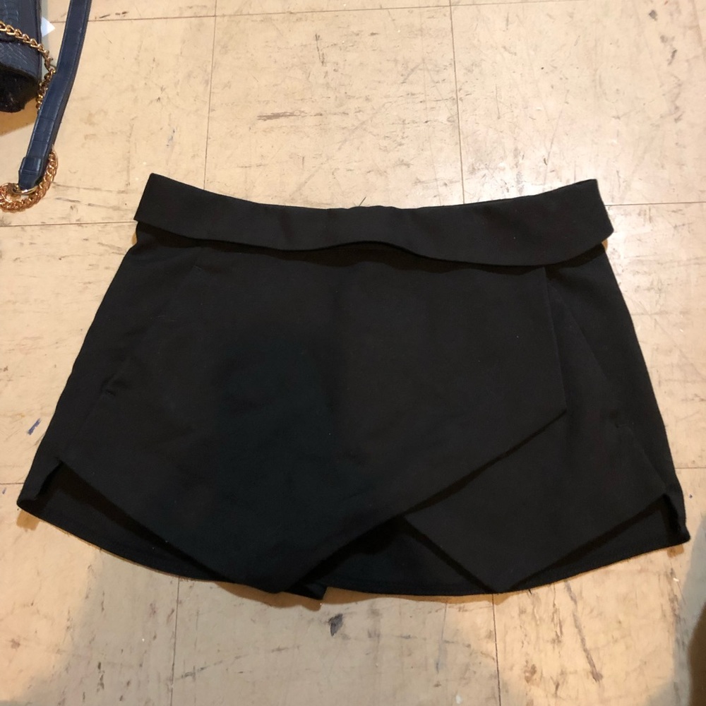 Zara black wrap envelope skirt skort